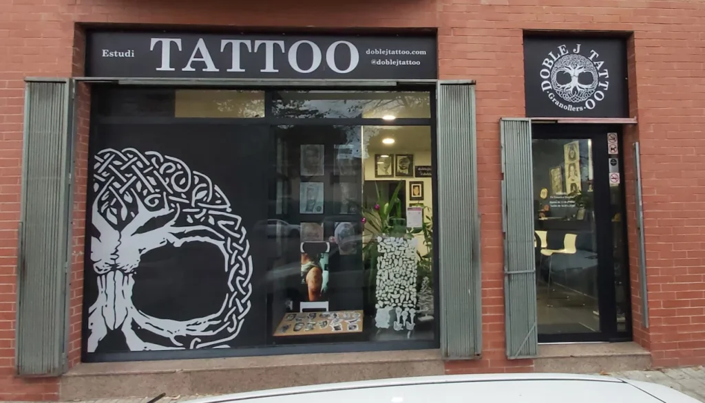 doble J tattoo granollers