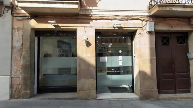fachada dome tattoo mataro estudio de tatuajes de alta calidad y piercings